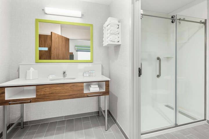 Bathroom shower